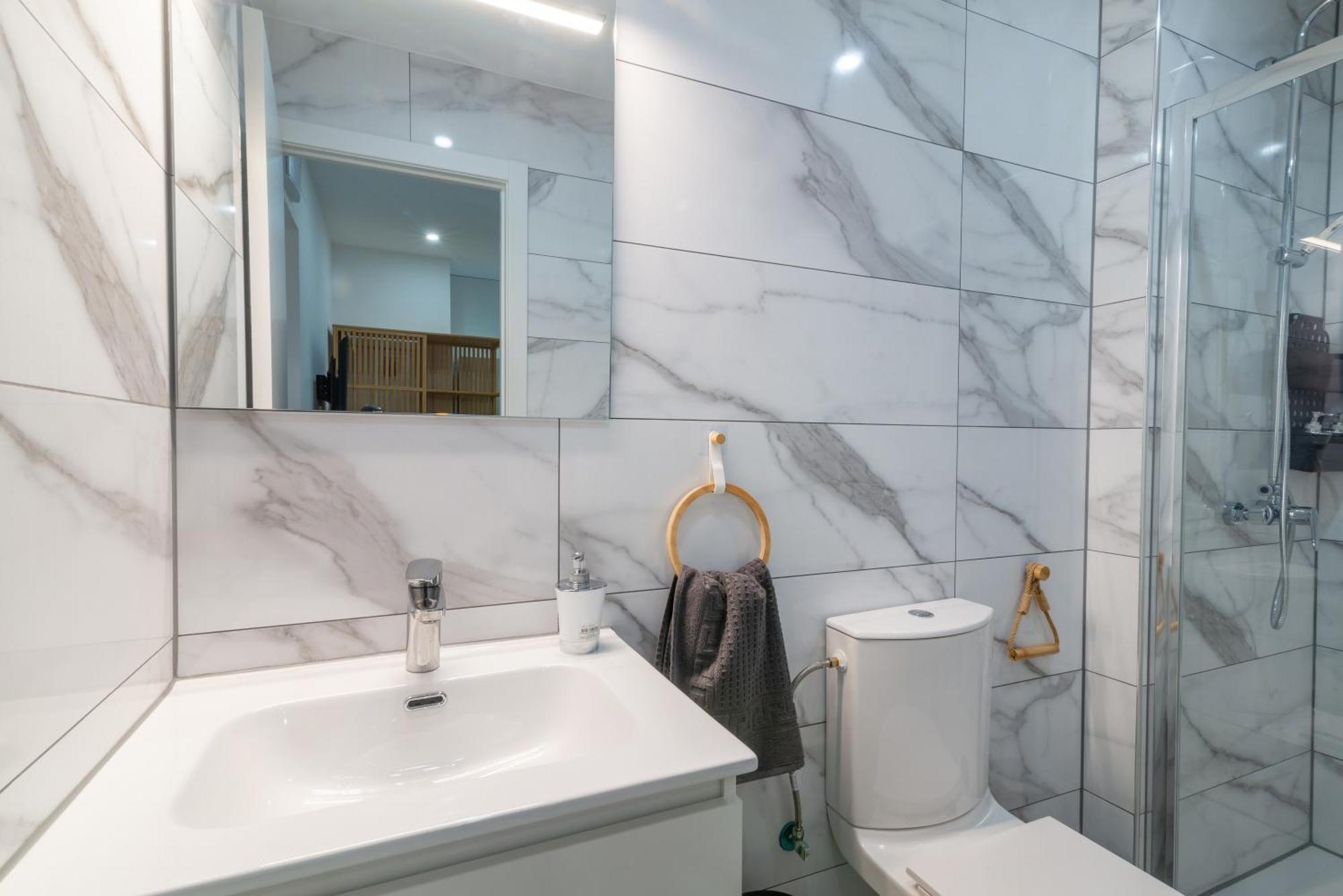 Appartement Pisos Plaza Paris Lloret de Mar